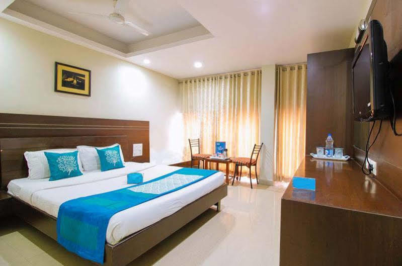 Hotel Imperial Classic Haiderabad Buitenkant foto