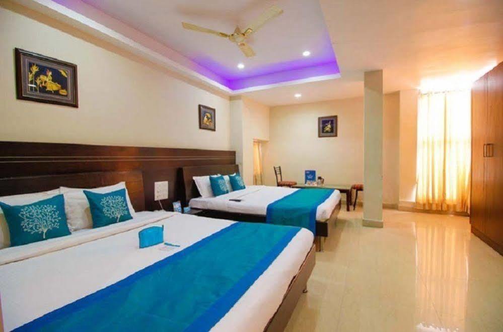 Hotel Imperial Classic Haiderabad Buitenkant foto